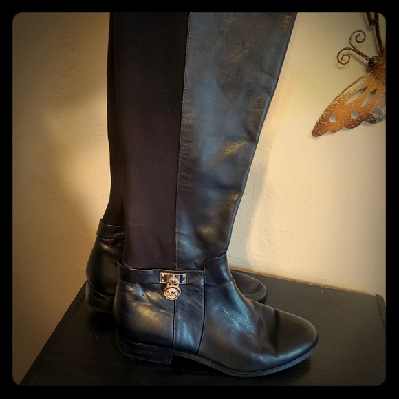 MICHAEL KORS BOOTS - Picture 1 of 1